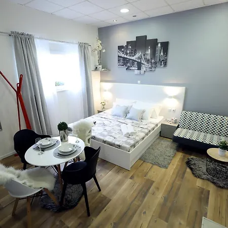 Apartament Summer Flower *