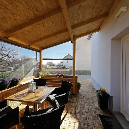 Apartament Summer Flower *